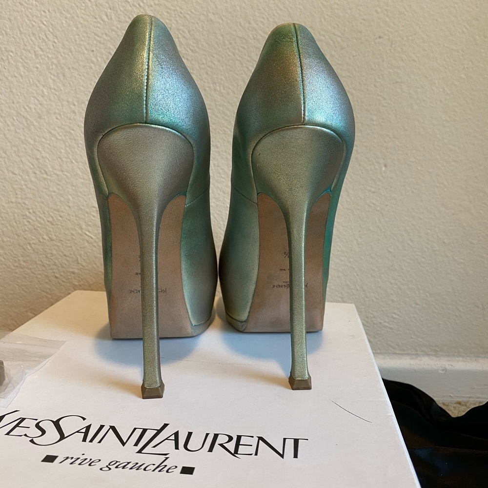 YSL Yves Saint Laurent TRIBTOO Pump 38.5 Goldmet